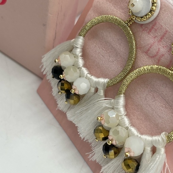 Stella and‎ Dot White Nakoma Chandelier Fringe Earrings - Picture 5 of 13